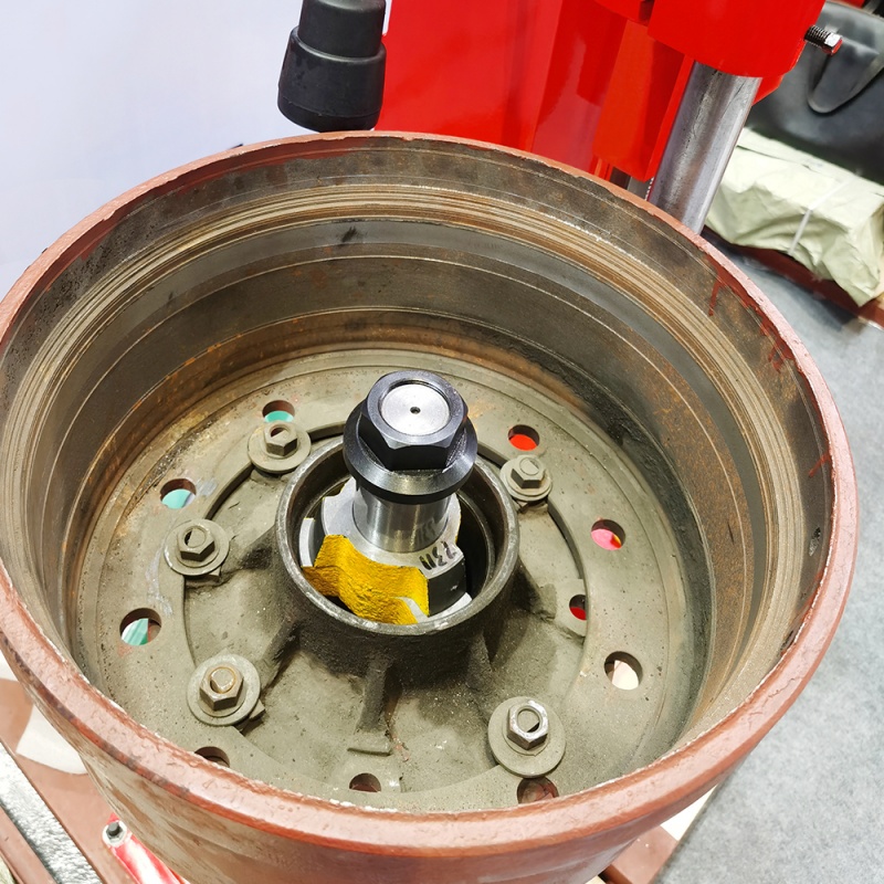 Brake Drum Boring Machine, Truck Brake Drum Lathe, Vertical Brake Lathe